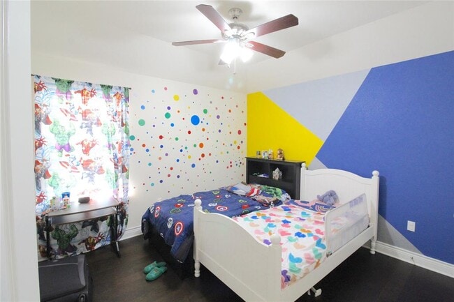 Building Photo - 15100 Iveans Way