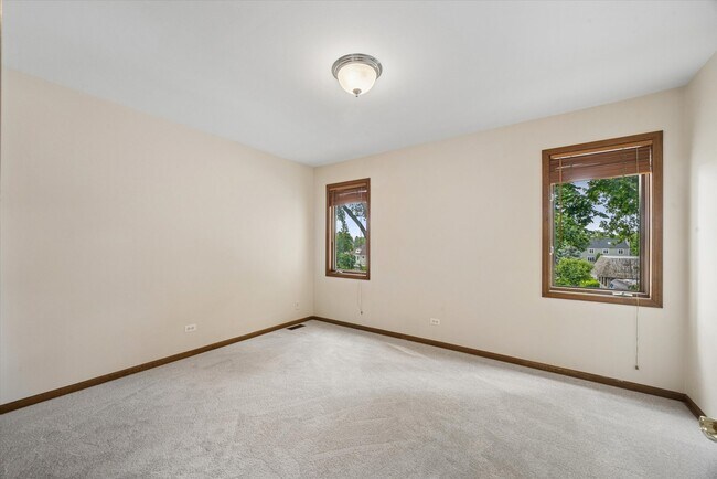 Building Photo - 5711 Fox Gate Ln