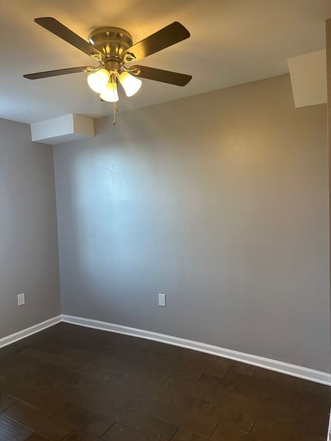 Building Photo - Beautiful, Spacious, Single Family Home fo...