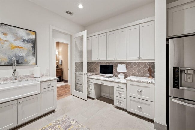 Building Photo - 1909 Knights Chance Ln