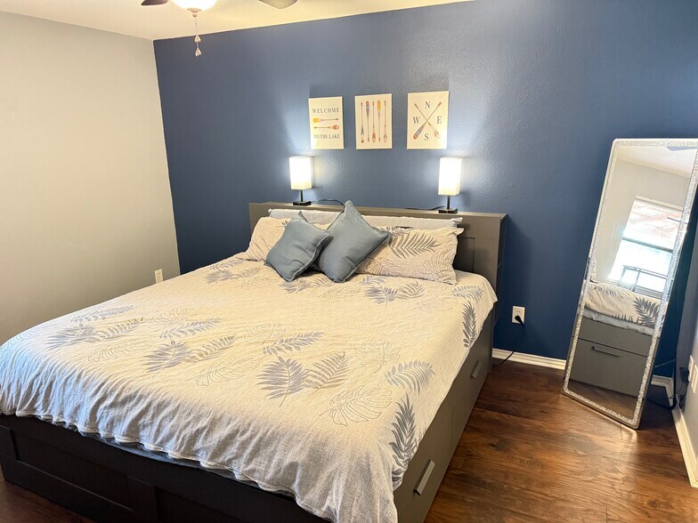 Master bedroom - 1226 Amanda Dr