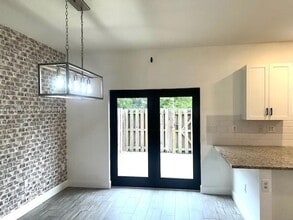 Building Photo - 5505 NW 27th Ct