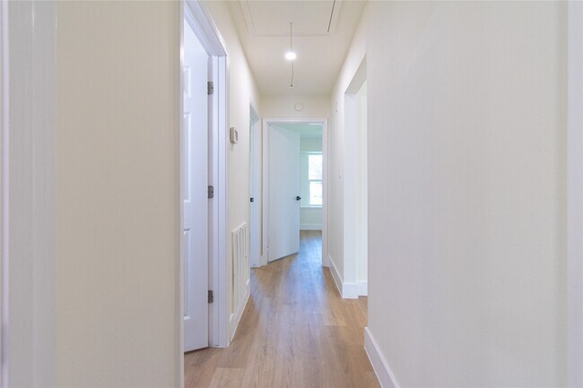 Building Photo - 822 Red Rock Canyon Dr