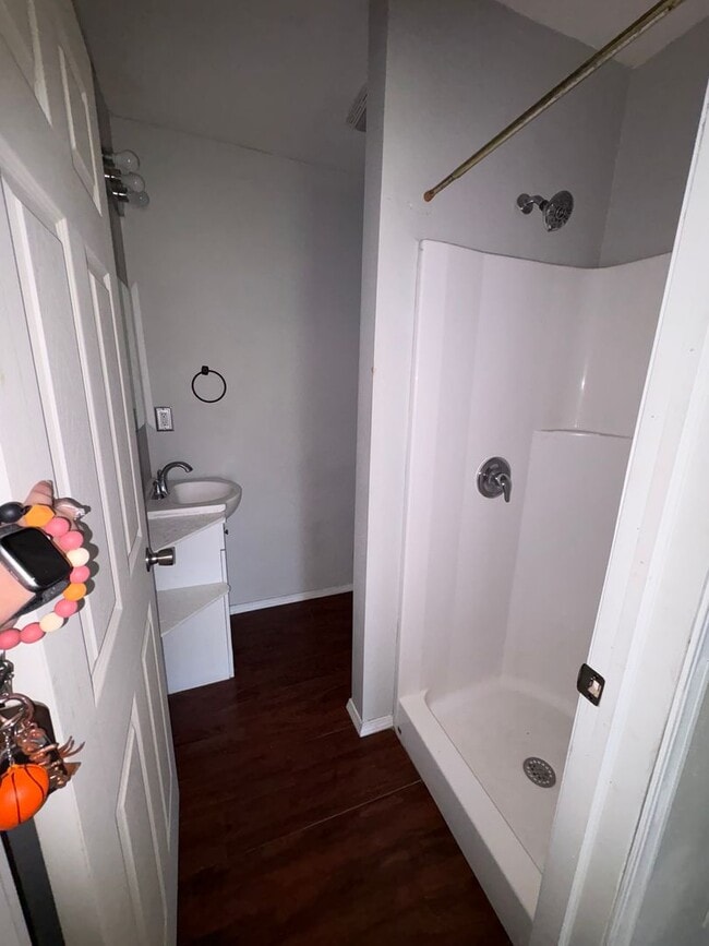 Building Photo - Reed Enterprises Management