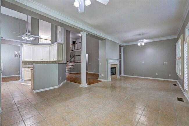 Building Photo - 490 Grand Teton Cir