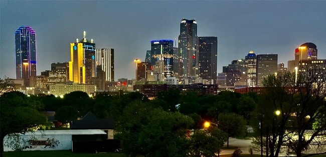 Building Photo - 1880 Beaumont St