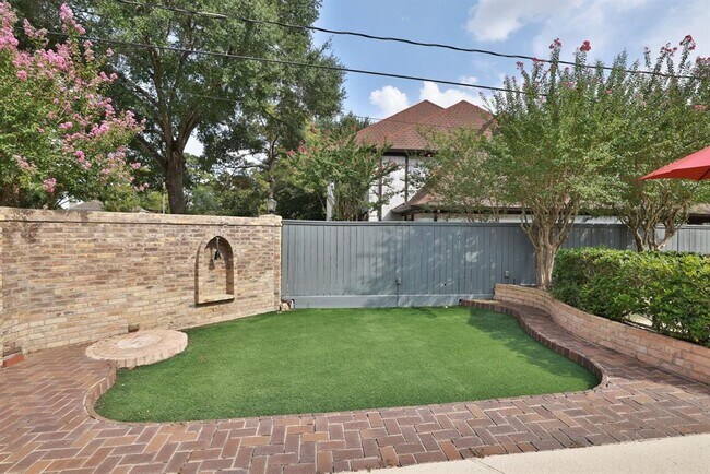 Building Photo - 9203 Godstone Ln