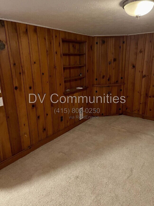 Building Photo - 25300 Lakeshore Blvd