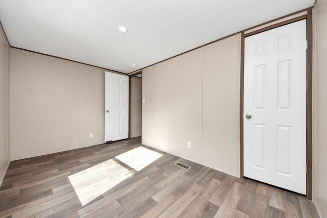 Building Photo - 13718 Brigadier Dr