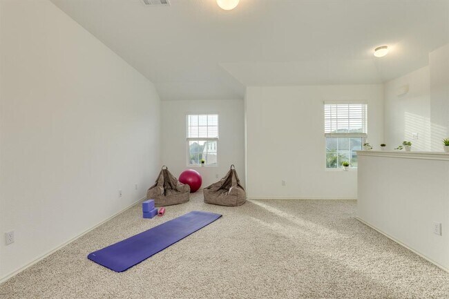 Building Photo - 7905 Prairie Rye Dr