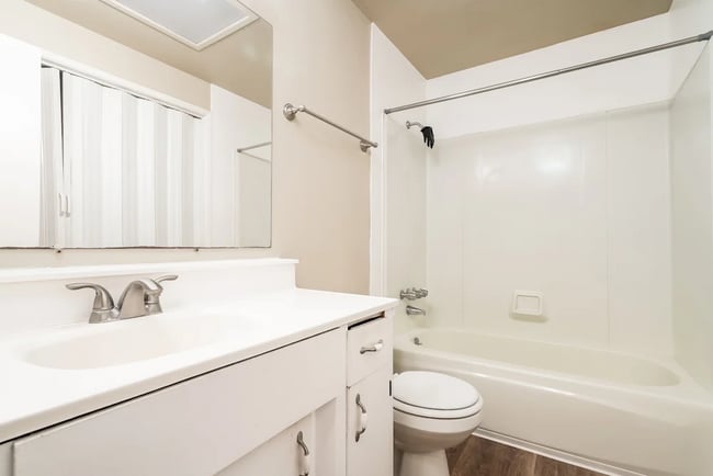 Building Photo - 14718 104th Ave E