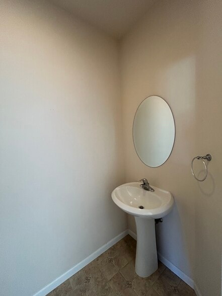 Half-Bathroom - 3916 W 84th Ave