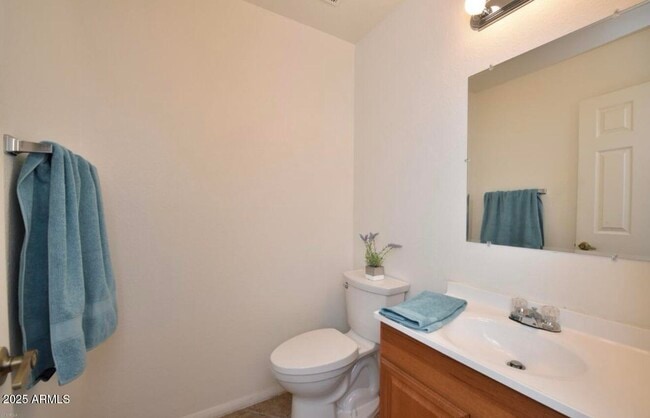 Building Photo - 1642 N El Camino