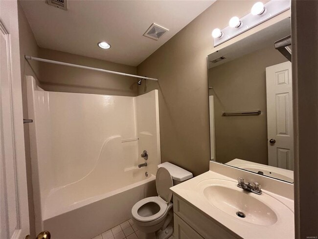 Building Photo - 8979 Stoneridge Pl