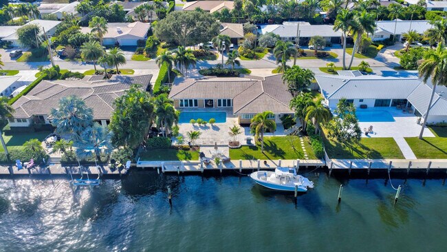 Building Photo - 2871 NE 26th Ct