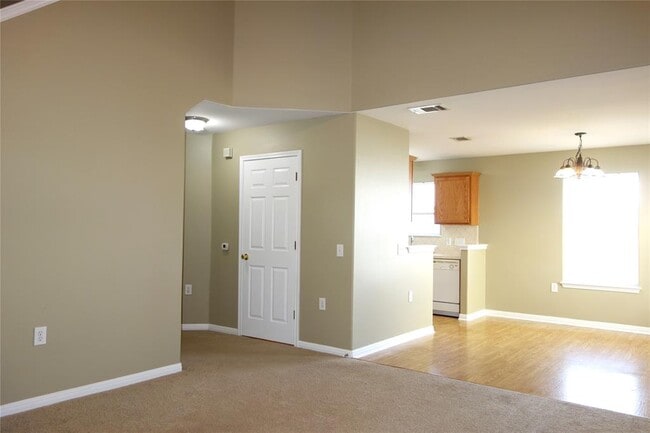 Building Photo - 6308 Perlita Dr