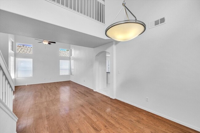 Building Photo - SE!!  Windmill and 215!! Newly remodeled!! All Tile Floors down stairs!! Low Maintenance Desert L...