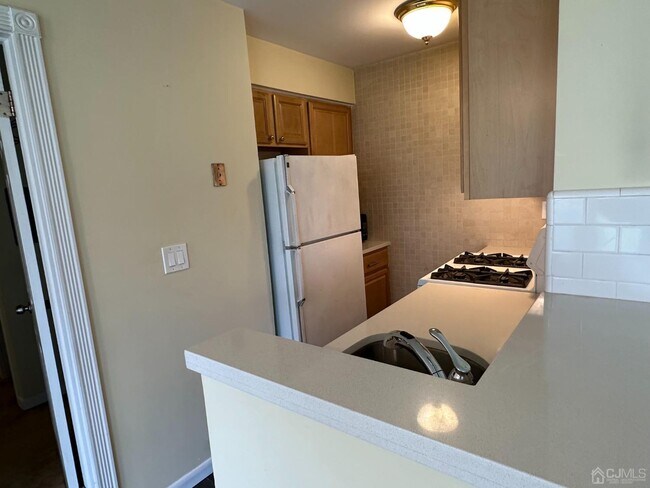 Building Photo - 277 Cozzens Ct