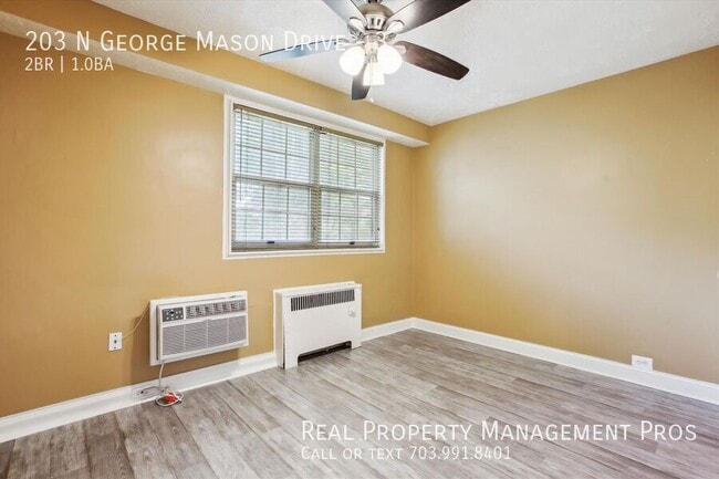 Building Photo - 203 N George Mason Dr