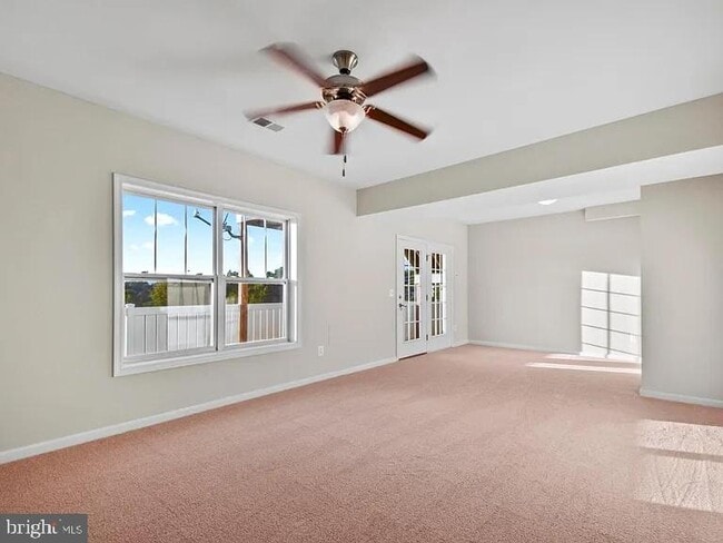 Building Photo - 2486 Winthrop Dr