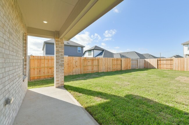 Building Photo - 5815 Linda Cv Ln