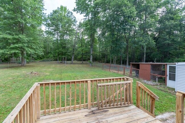 Building Photo - 7155 Gatewood Rd