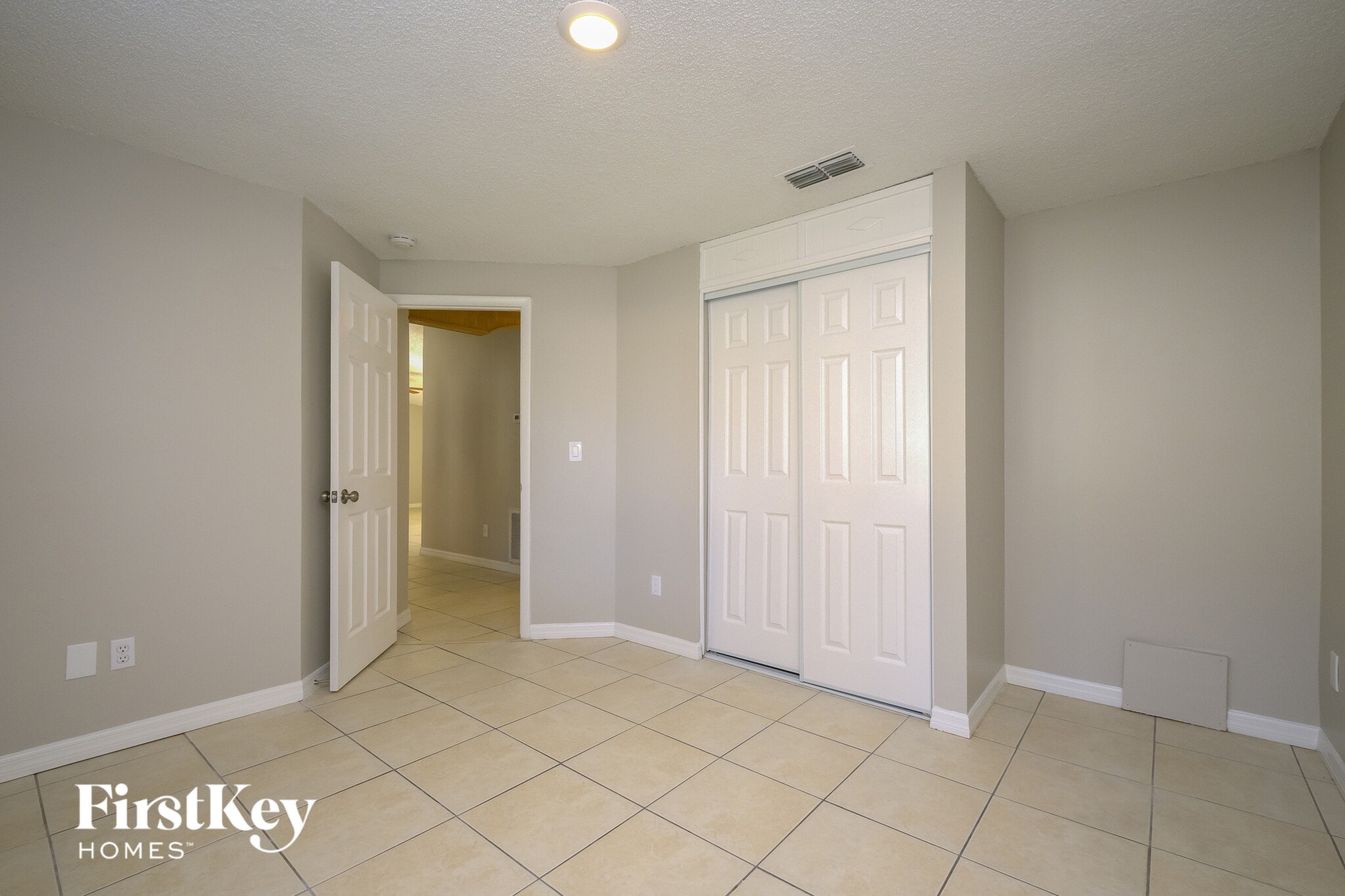 Building Photo - 4544 Weasel Dr