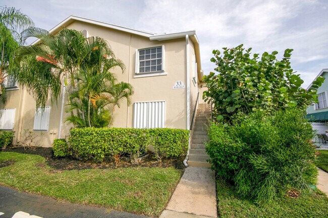 Primary Photo - 619 Waterside Dr