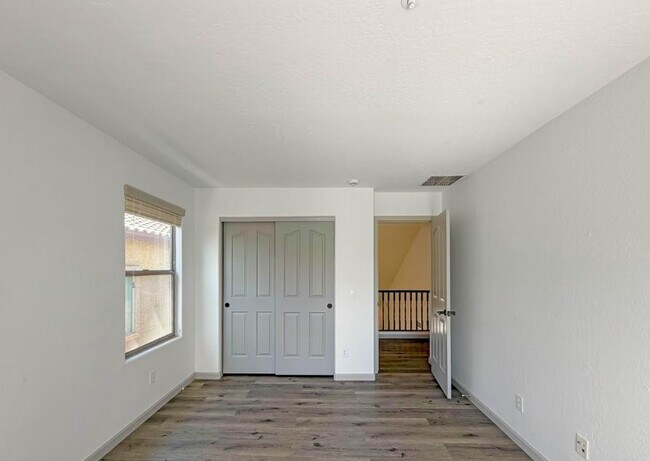 Building Photo - 7085 W Andrew Ln