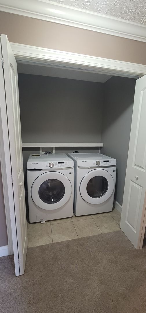 Building Photo - Beautiful Two-Story Home located in Asheford- Close to Fort Bragg & Minutes from Shopping/Restaur...