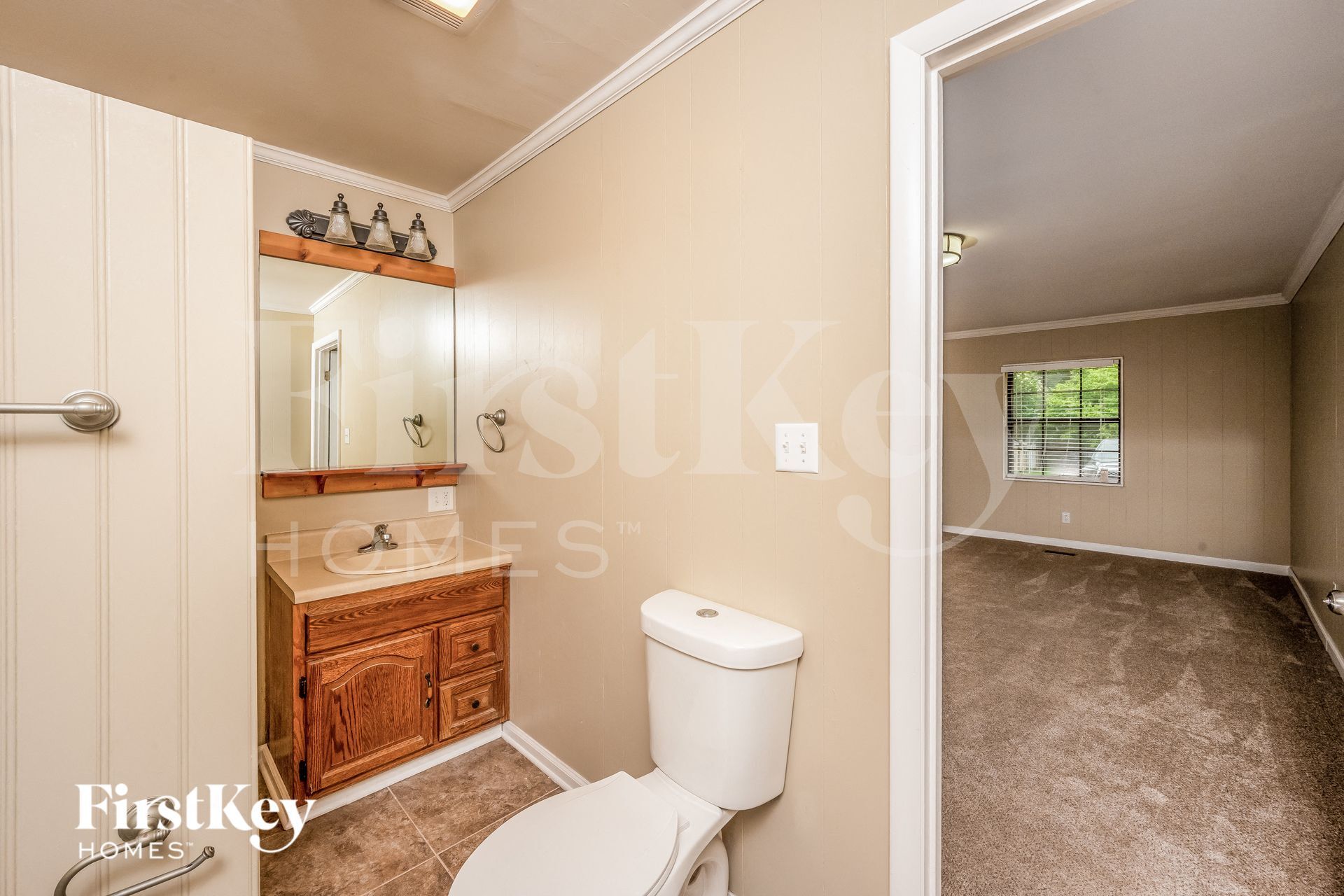 Building Photo - 1326 Potter Ave