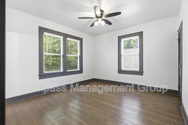 Building Photo - 3227 E 5th Ave