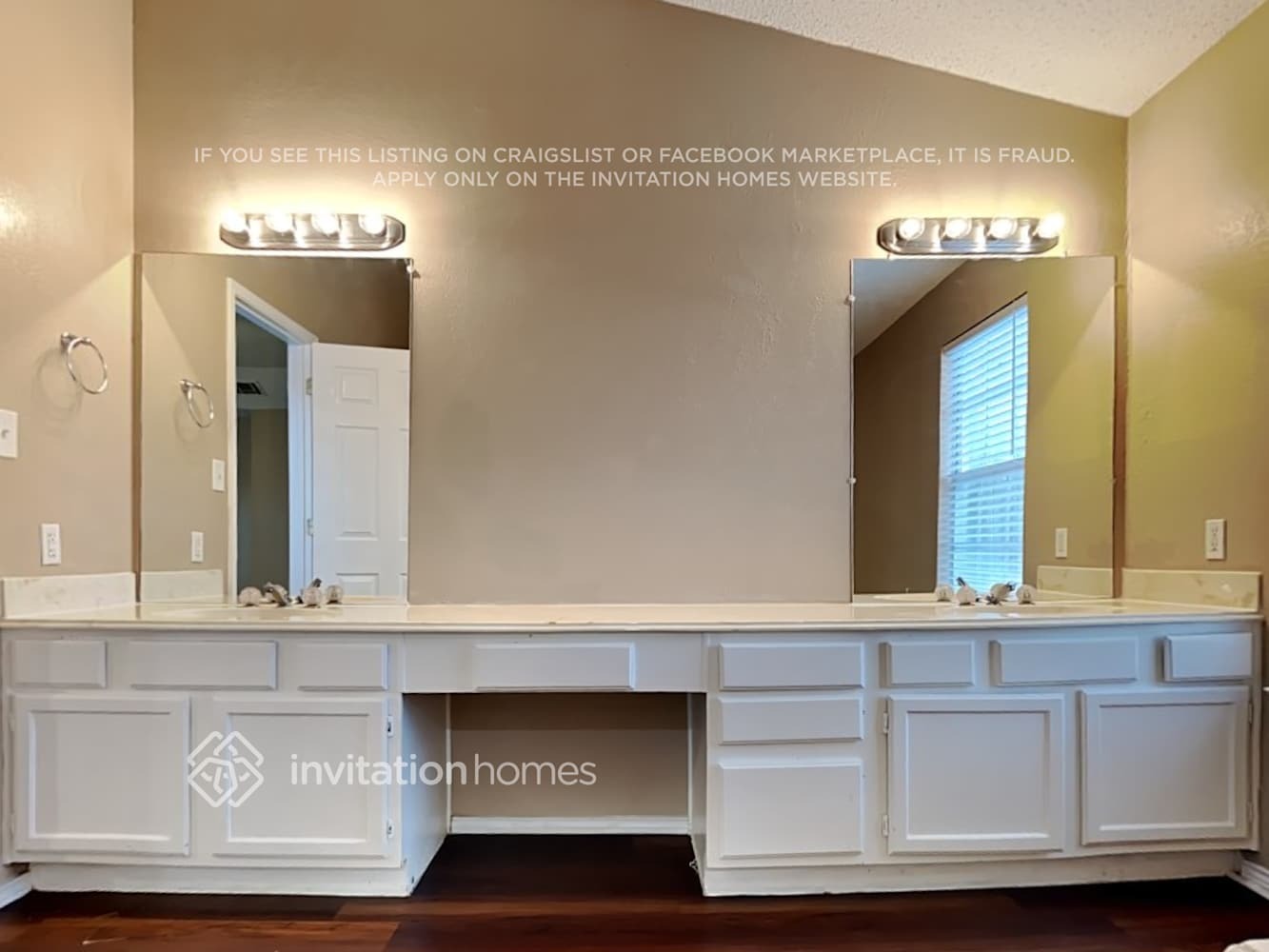Building Photo - 4156 Hathaway Dr