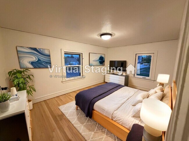 Building Photo - Remodeled 2 Bedroom - AVAILABLE NOVEMBER!