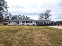 Building Photo - 146 Siloam Rd