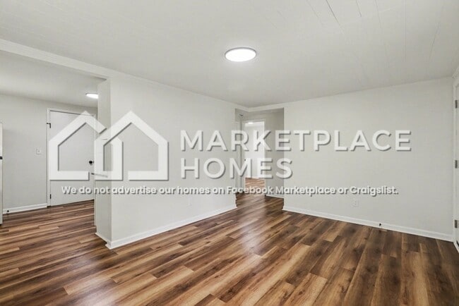 Building Photo - 5944 Gum Dr SE