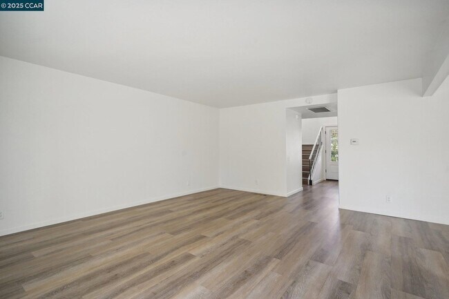 Building Photo - 119 Cypress Point Way