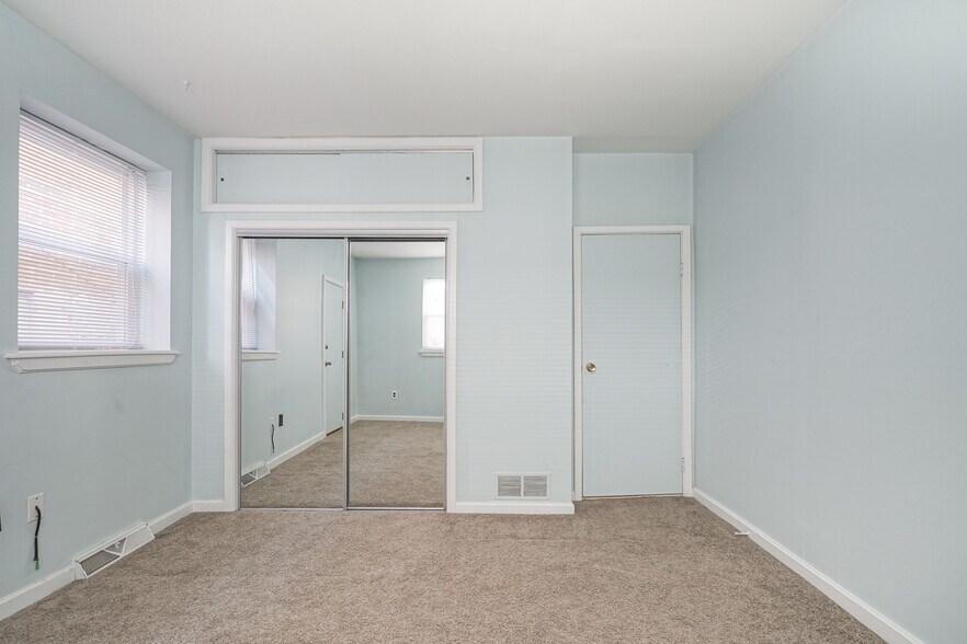 Building Photo - 1217 Snyder Ave