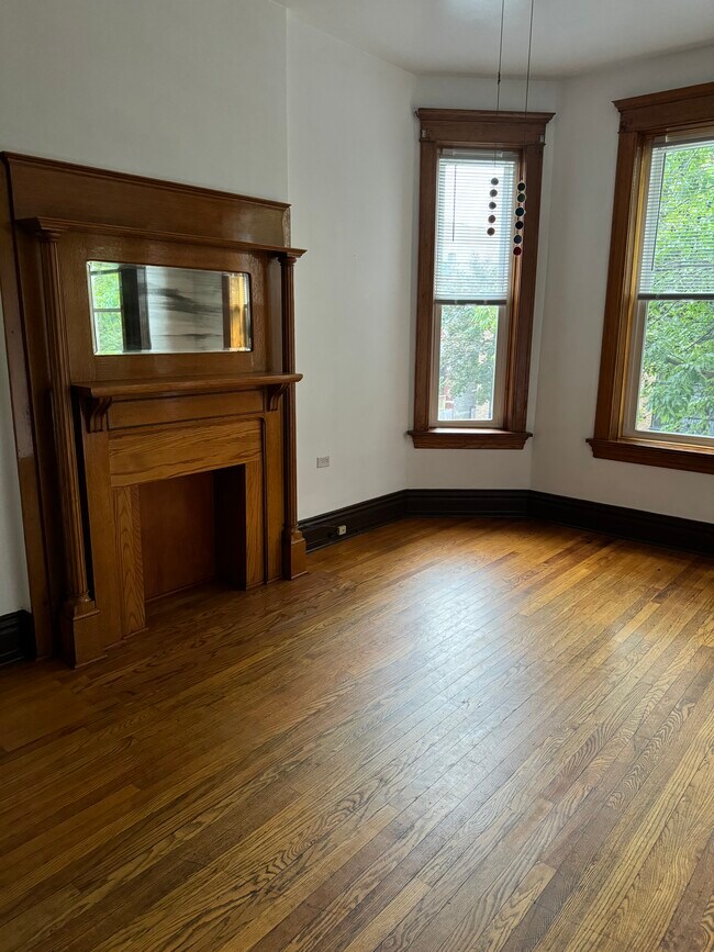 Building Photo - 2722 W Haddon Ave
