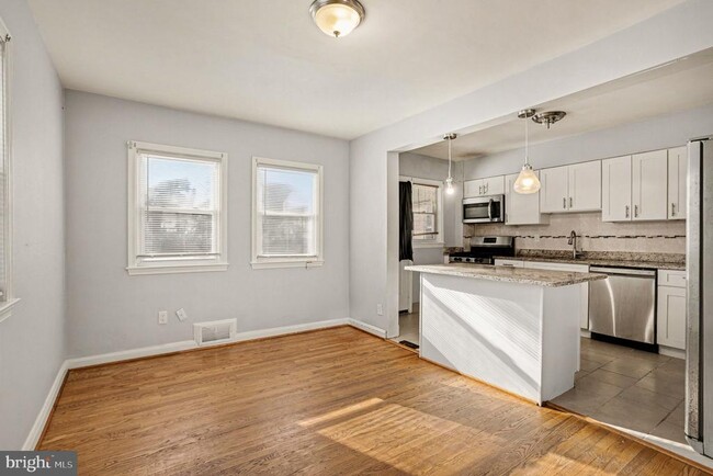 Building Photo - 1123 Elbank Ave