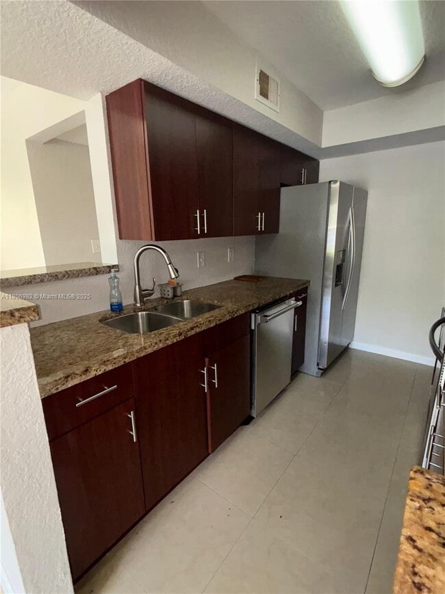 Building Photo - 15591 SW 105th Terrace