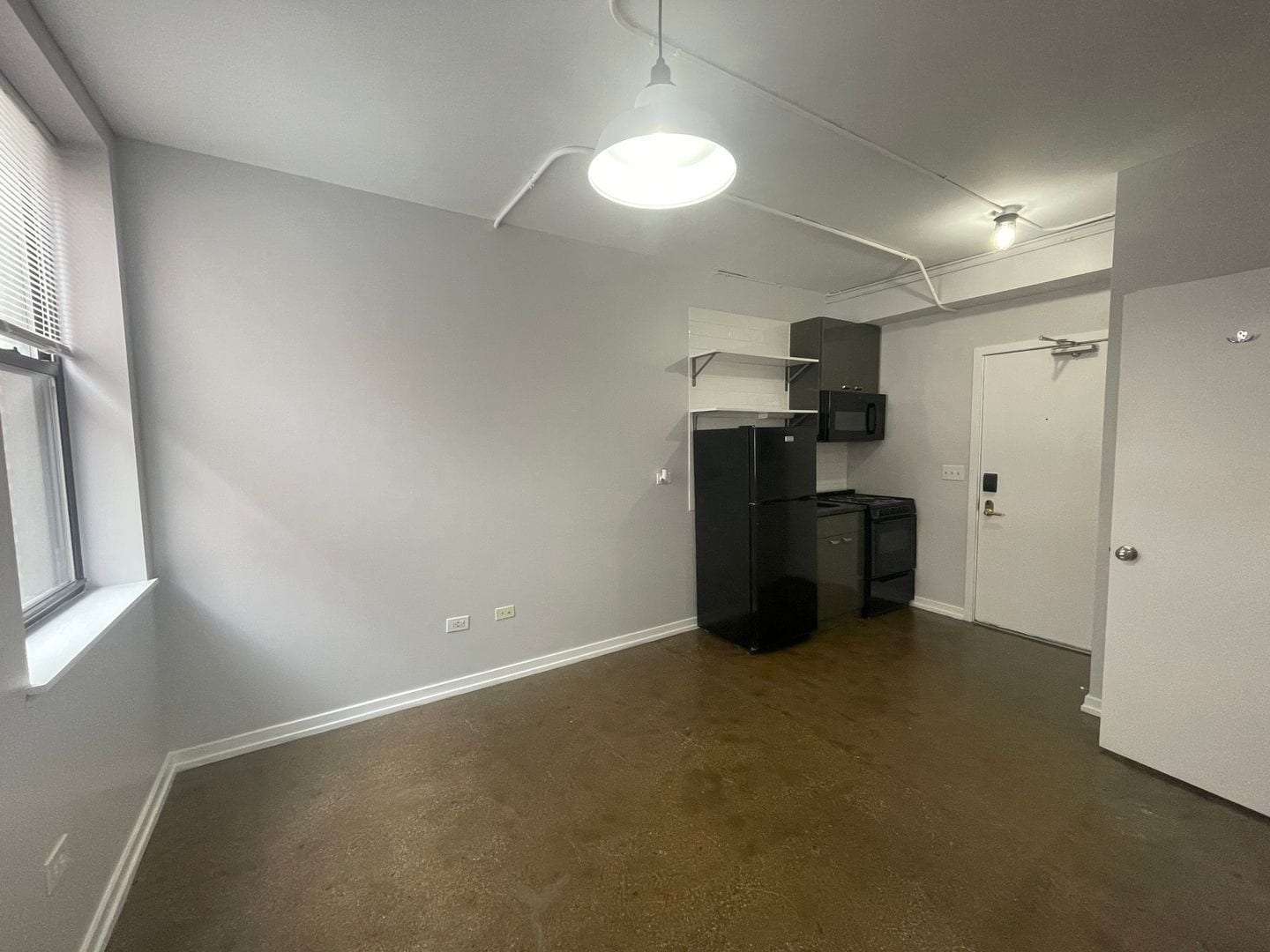 Building Photo - 4606 N Malden St