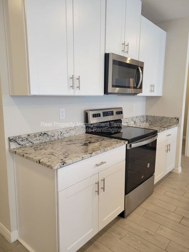 Building Photo - 7694 Momentum Pkwy