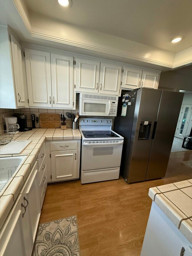 Building Photo - 33887 Whitehead Ln