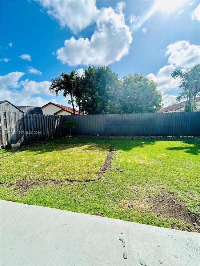 Building Photo - 17767 SW 144th Ave