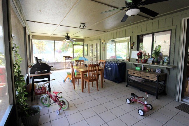 Building Photo - 8233 Cypress Lake Dr