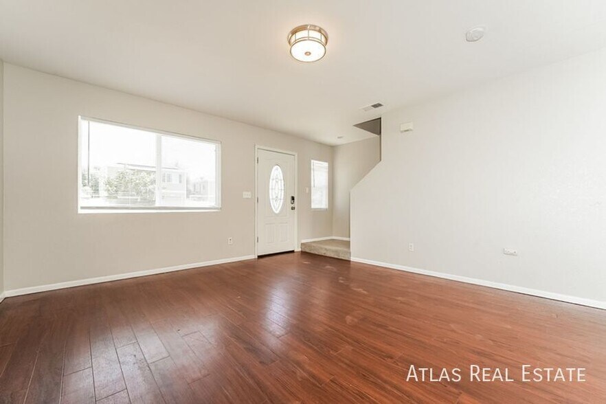Building Photo - 4745 N Andes St