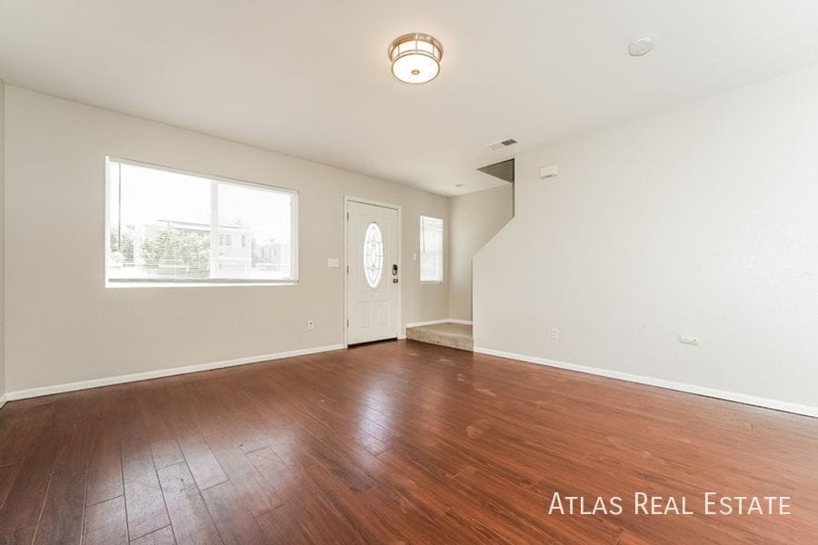 Building Photo - 4745 Andes St