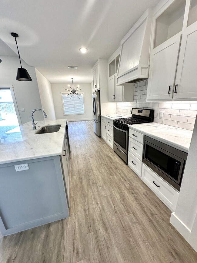 Building Photo - 6954 22nd Pl