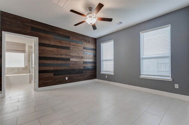 Building Photo - 26043 Quiet Field Ct